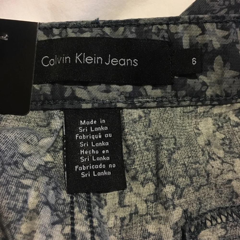 Calvin Klein Shorts - Picture 3 of 6